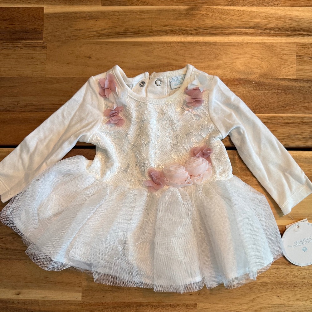Edgehill Collection Beautiful White and Floral Dress - Size 3M